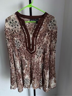 Maggie Barnes 2X blouse